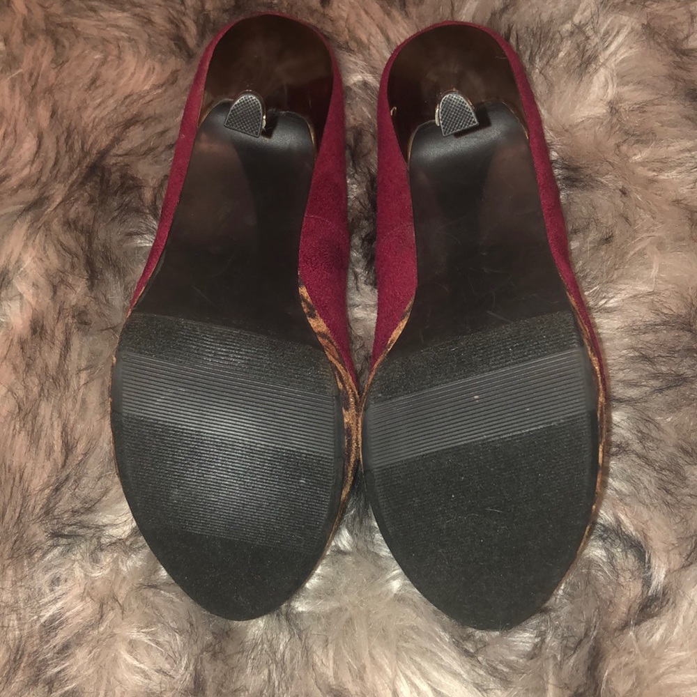 Never worn heels - Picture 4 of 4